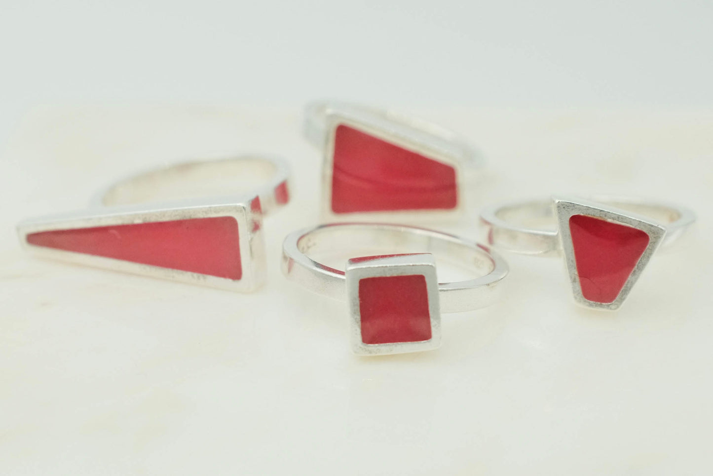 Resin rings red