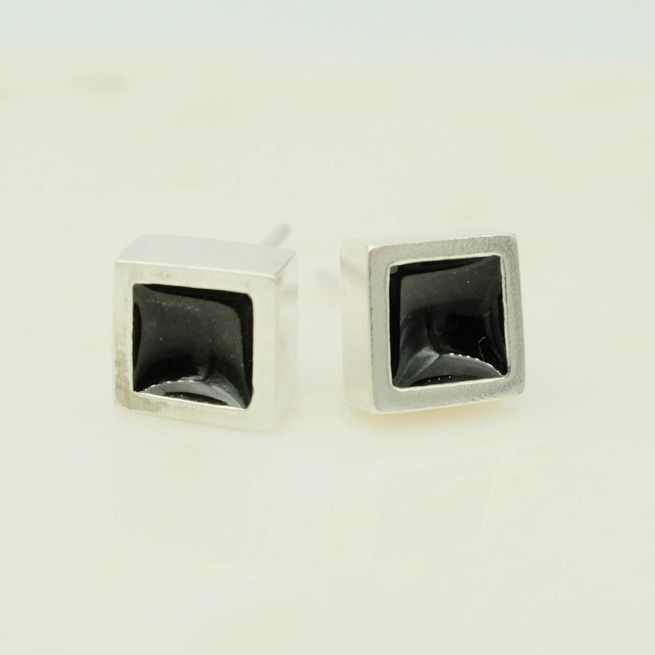 Resin studs