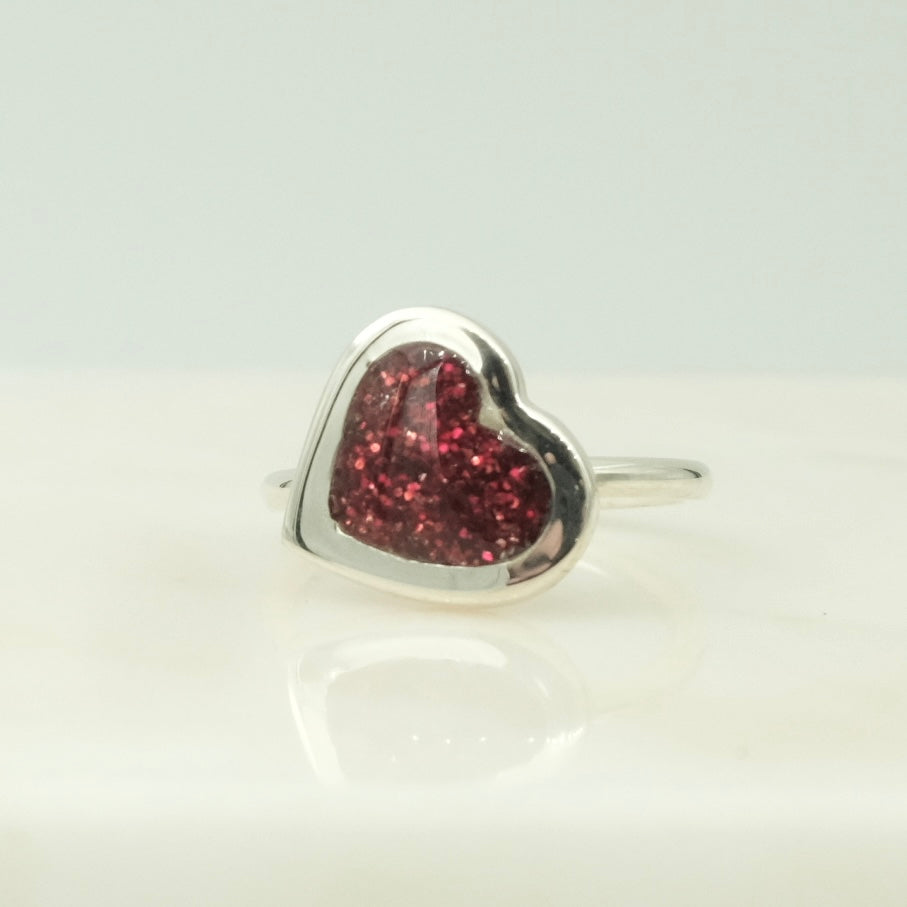 Glitter heart ring