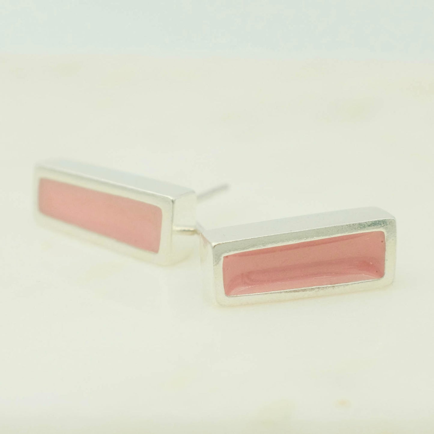 Resin earrings pink